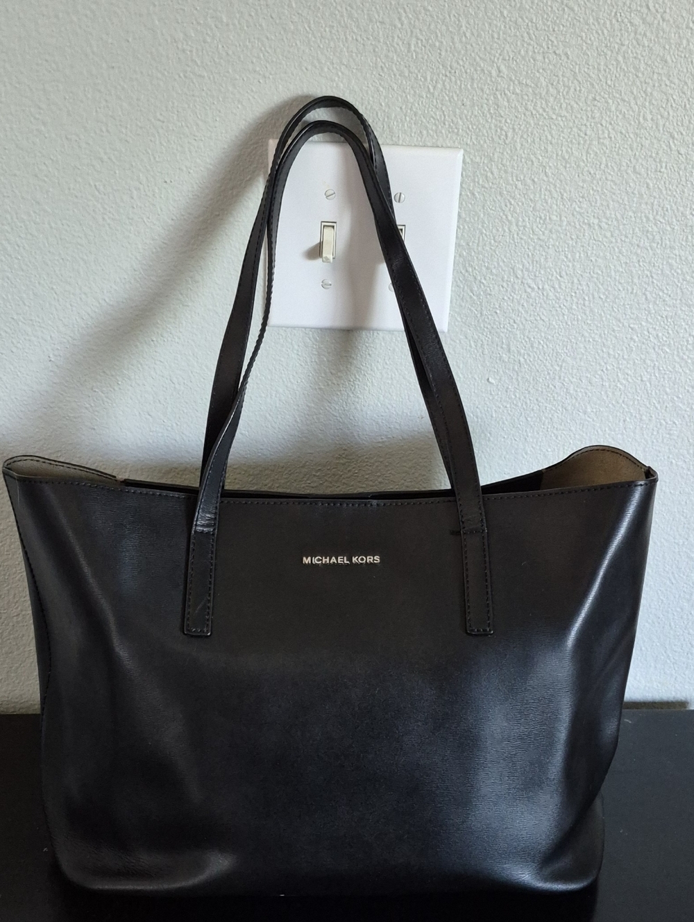 Micheal Kors Black Leather Large Tote Shoulder Bag Purse - Picture 3 of 13
